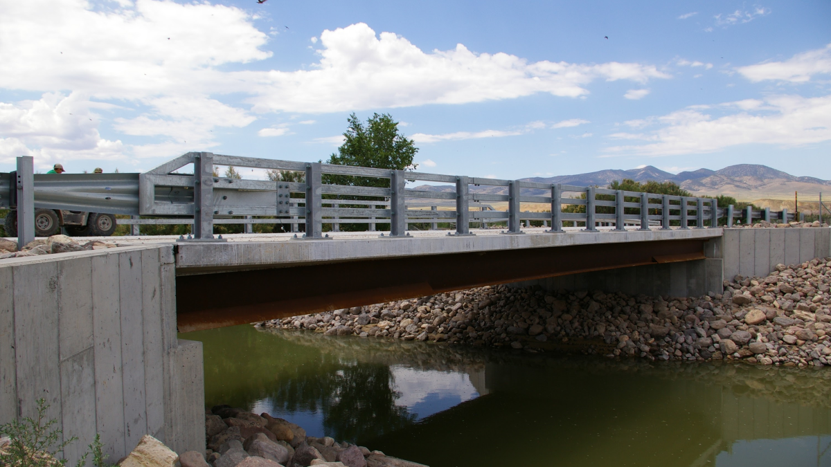 14 Reasons to Use Steel Bridges